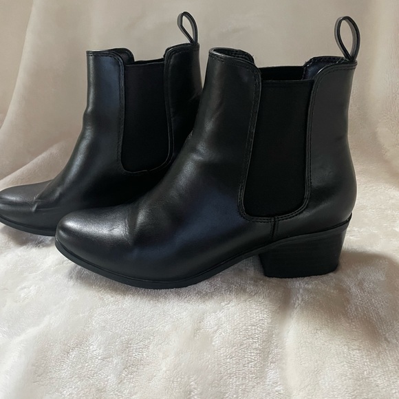 Target Shoes - NWOT / Black booties